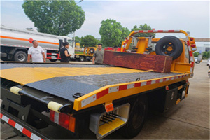 盂县附近拖车电话号码服务